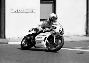 Images Dated 13th January 2018: Mick Chatterton (Yamaha) 1985 Formula Two TT