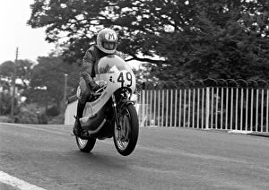 Images Dated 27th March 2023: Mick Pepper Yamaha 1972 Junior Manx Grand Prix