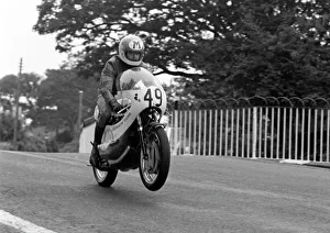 1972 Junior Manx Grand Prix Collection: Mick Pepper Yamaha 1972 Junior Manx Grand Prix