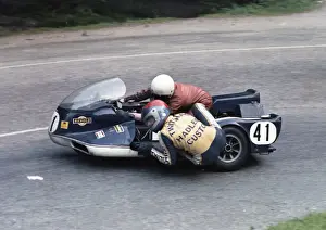 Mick Potter & Graham Twitchings (Yamaha) 1978 Sidecar TT