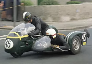 Images Dated 2nd October 2021: Mick Potter & Norman Panter (Triumph) 1970 500 Sidecar TT