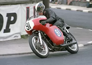 Images Dated 18th May 2020: Mick Potter (Triumph) 1968 Junior TT