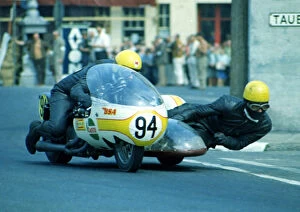 Images Dated 18th October 2018: Mick Whitton & Nick Haslam (Rumble BSA) 1970 750cc Sidecar TT