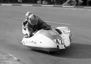 Images Dated 2nd January 2020: Mick Wortley & Chris Cockbill (Bill Boddice Kawasaki) 1980 Sidecar TT