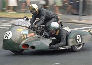 Images Dated 2nd October 2021: Mick Wortley & J Wilson (M.D.W.) 1970 500 Sidecar TT