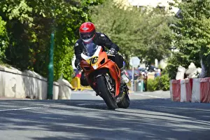 Miitri Suhonen (Suzuki) 2014 Senior Manx Grand Prix