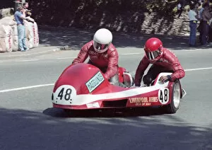 Images Dated 20th August 2020: Mike Alexander & Clive Offen (Yamaha) 1982 Sidecar TT