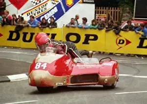 Mike Barry & John Jefferson (B&B Yamaha) 1988 Sidecar TT