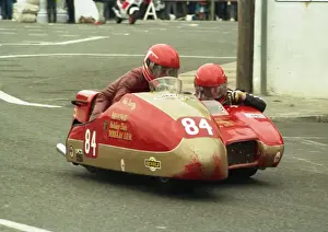 John Jefferson Prints: Mike Barry / John Jefferson (F2 Yamaha) 1988 Sidecar TT