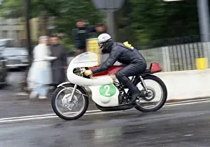 Mike Bell (Kawasaki) 1967 Lightweight Manx Grand Prix