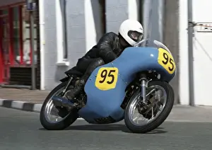 1993 Senior Classic Manx Grand Prix Prints: Mike Bellerby (Norton) 1993 Senior Classic Manx Grand Prix
