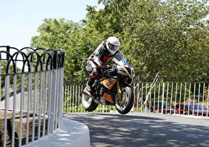 Images Dated 16th October 2022: Mike Booth (Triumph) on Ballaugh Bridge 2019 Supersport TT