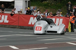 Kris Hibberd Gallery: Mike Cookson & Kris Hibberd (Honda) 2011 Sidecar TT