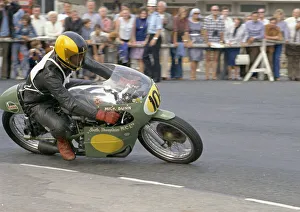 Images Dated 11th February 2019: Mike Dunn (Seeley) 1975 Senior Manx Grand Prix