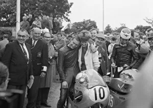 Images Dated 17th June 2016: Mike Hailwood (Honda) 1961 Lightweight TT