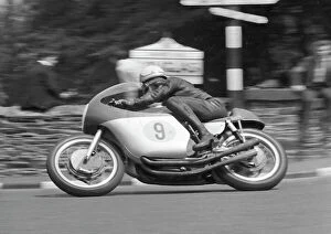 Images Dated 9th August 2020: Mike Hailwood (MV) 1962 Senior TT