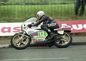 Mike Hailwood (Yamaha) at Signpost Corner: 1978 Lightweight TT