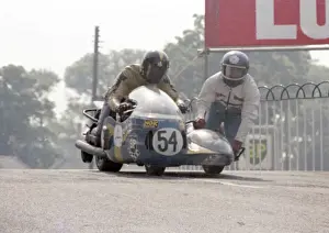 Mike Jones & Anthony Readman (Crystal Kawasaki) 1978 Sidecar TT