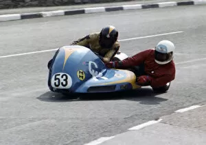 Images Dated 4th January 2019: Mike Jones & Eddie Hammond (Crystal Kawasaki) 1980 Sidecar TT