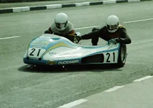 Mike Joyce & Mike Staiano (Yamaha) 1980 Sidecar TT