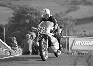 Images Dated 14th July 2020: Mike Kavanagh (Yamaha) 1975 Lightweight TT