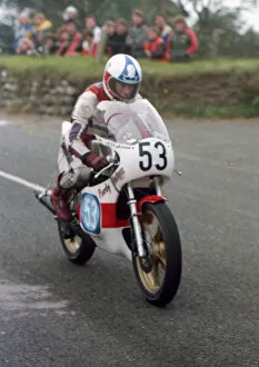 Images Dated 17th March 2019: Mike Kneen (Yamaha) 1980 Junior Manx Grand Prix