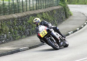 Images Dated 28th June 2022: Mike Noble (Suzuki) 2004 Newcomers Manx Grand Prix