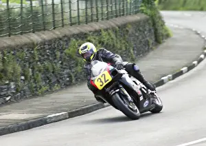 Mike Noble (Suzuki) 2004 Newcomers Manx Grand Prix