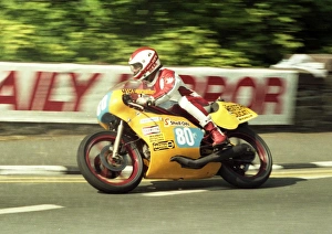 Images Dated 3rd February 2018: Mike Snow (Ducati) 1984 Formula Two TT