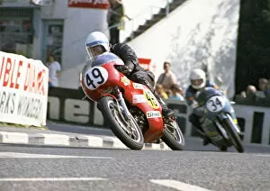 Images Dated 27th October 2021: Bill Milne (Lawton Harley Davidson) 1973 Senior Manx Grand Prix
