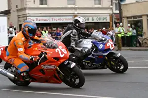 Mirko Kalsek (Kawasaki) and Roy Richardson (Suzuki) 2004 Production 1000 TT