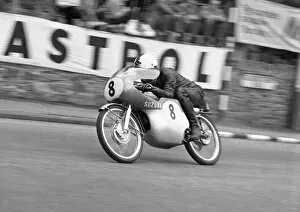 Images Dated 10th August 2016: Mitsuo Itoh (Suzuki) 1963 50cc TT