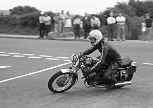 Images Dated 22nd July 2016: Ned Bowers (Yamaha) 1975 Jurby Road