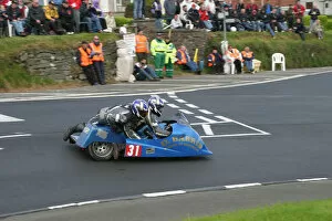 Images Dated 4th June 2005: Neil Kelly & Jason O Connor (Ireson Honda) 2005 Sidecar TT