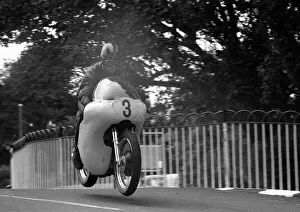 1962 Senior Manx Grand Prix Collection: Neil Pendreigh Matchless 1962 Senior Manx Grand Prix