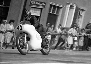 Images Dated 27th March 2023: Neil Pendreigh Norton 1962 Junior Manx Grand Prix