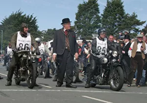 Images Dated 22nd August 2020: Nick Jefferies (Scott) No. 86 & Richard Rose (1935 FN), No. 85, 2007 Re-enactment