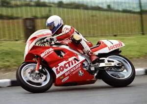 Nick Jefferies (Yamaha) 1989 Formula One TT
