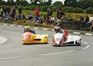 Nigel Connole & Dennis Lowther (Shelbourne Honda) and Klaus Klaffenbock & Christian Parzer (Yamaha) 2004 Sidecar TT