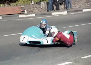 Images Dated 26th February 2021: Nigel Rollason & Colin Bairnson (Barton Phoenix) 1984 Sidecar TT