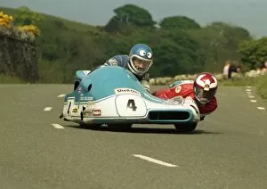 Images Dated 31st October 2016: Nigel Rollason & David Huntingdon (Barton Phoenix) 1987 Sidecar TT