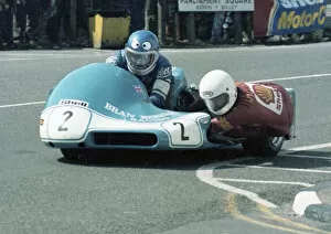 Images Dated 19th July 2020: Nigel Rollason & Don Wiliams (Sparton Phoenix) 1981 Sidecar TT