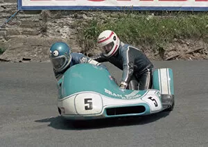 Images Dated 16th December 2019: Nigel Rollason & Don Williams (Barton Phoenix) 1986 Sidecar TT