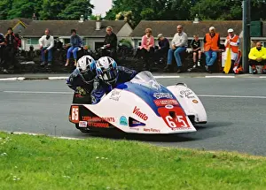 Nigel Smith & Chris Lake (Ireson Kawasaki) 2004 Sidecar TT