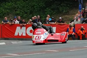 Nigel Smith & Chris McGahan (Honda Ireson) 2016 Sidecar 2 TT