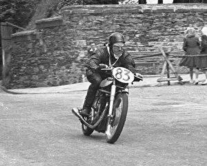 Images Dated 11th March 2022: Noel Christmas (Norton) 1948 Junior TT