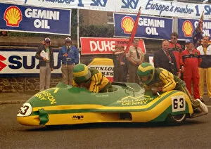 Images Dated 9th December 2018: Norman Panton & Simon Answell (Mallingson-Denny Suzuki) 1988 Sidecar TT