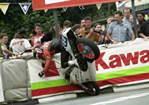 Images Dated 20th September 2019: Oops! John Baker (Yamaha) 1993 Junior TT