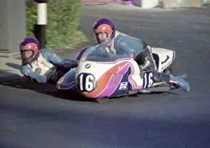 Images Dated 7th April 2022: Otto Haller & Erich Haselbech (BMW) 1976 500 Sidecar TT