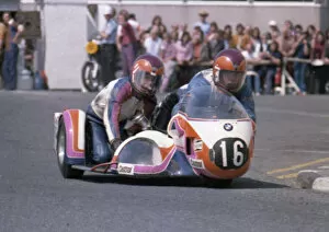 Images Dated 24th May 2022: Otto Haller & Erich Haselbeck (BMW) 1976 500 Sidecar TT